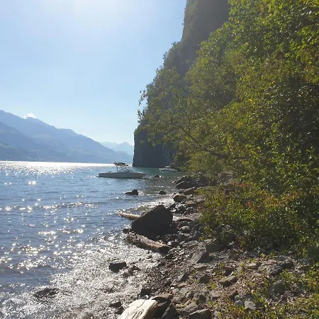 Walensee 80 Apartman *